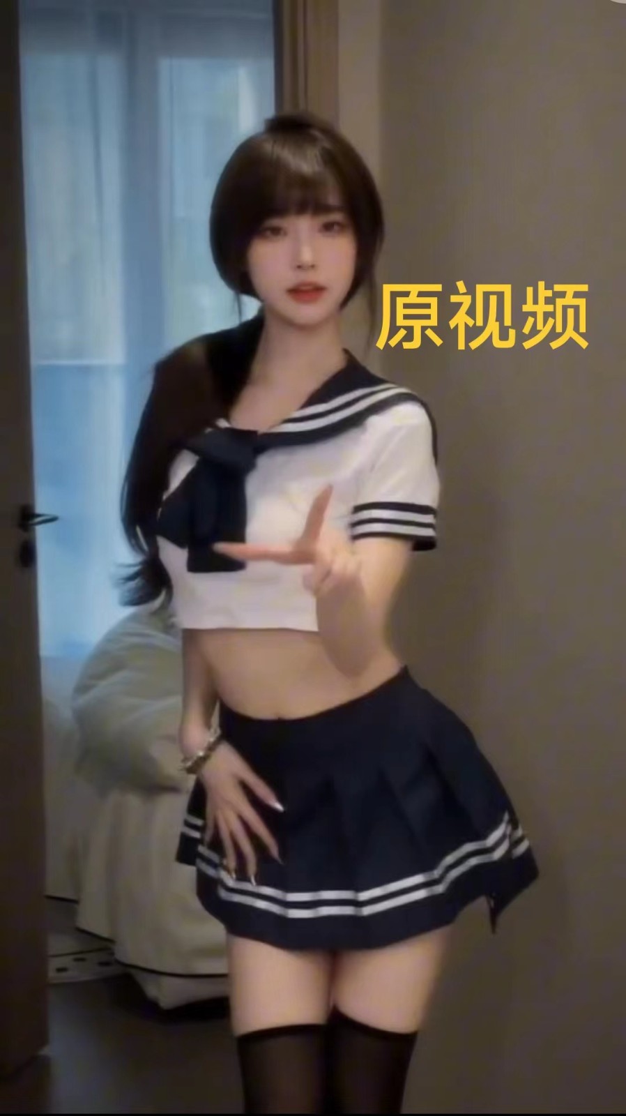 202731h7xug3f37j6alr33.jpg